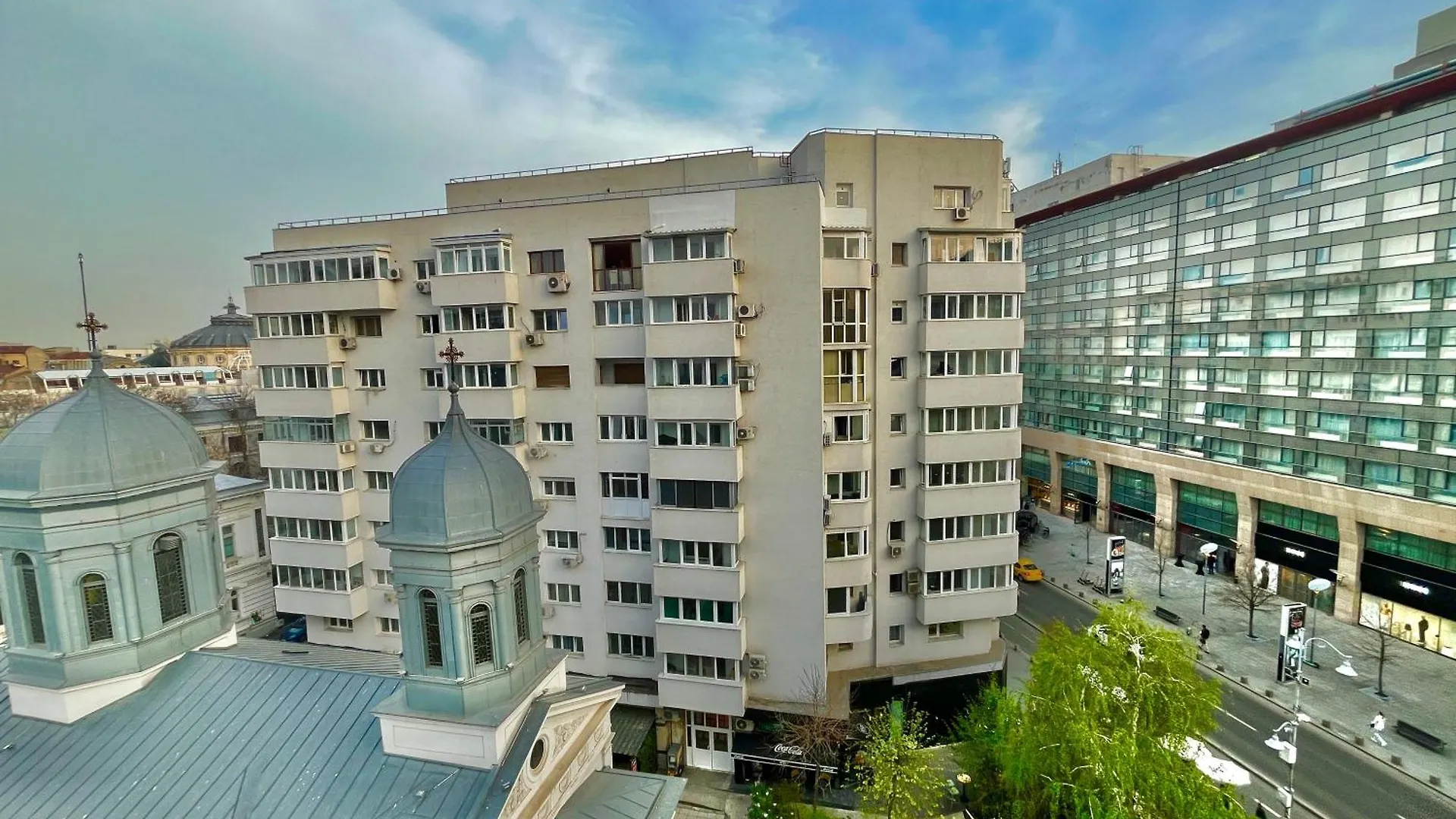 Victoriei Spacious Studio Bucharest Romania